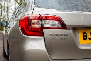 Subaru Outback 2018 года  (UK)